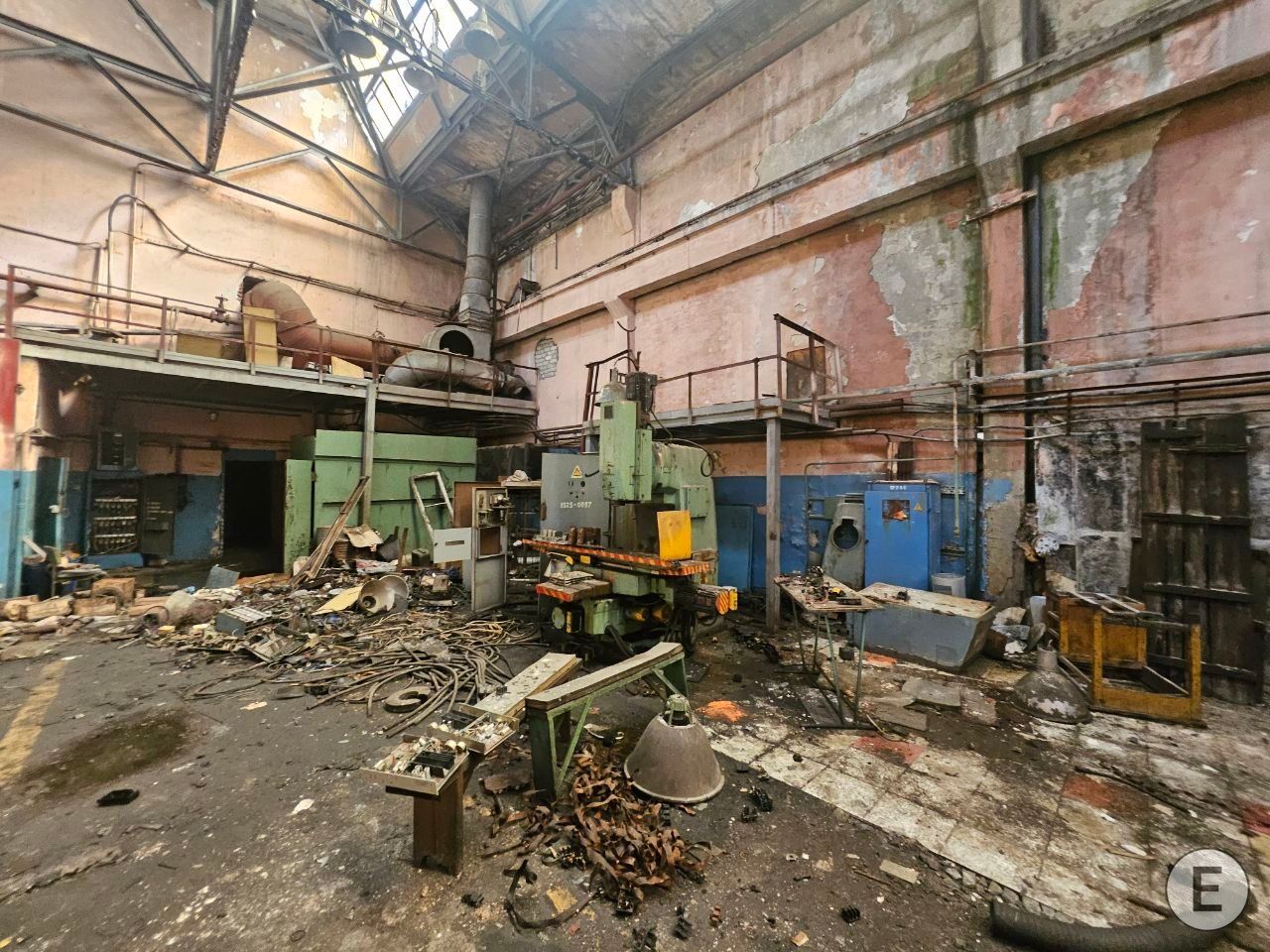 Законсервированный Цех ЧТЗ УРАЛТРАК